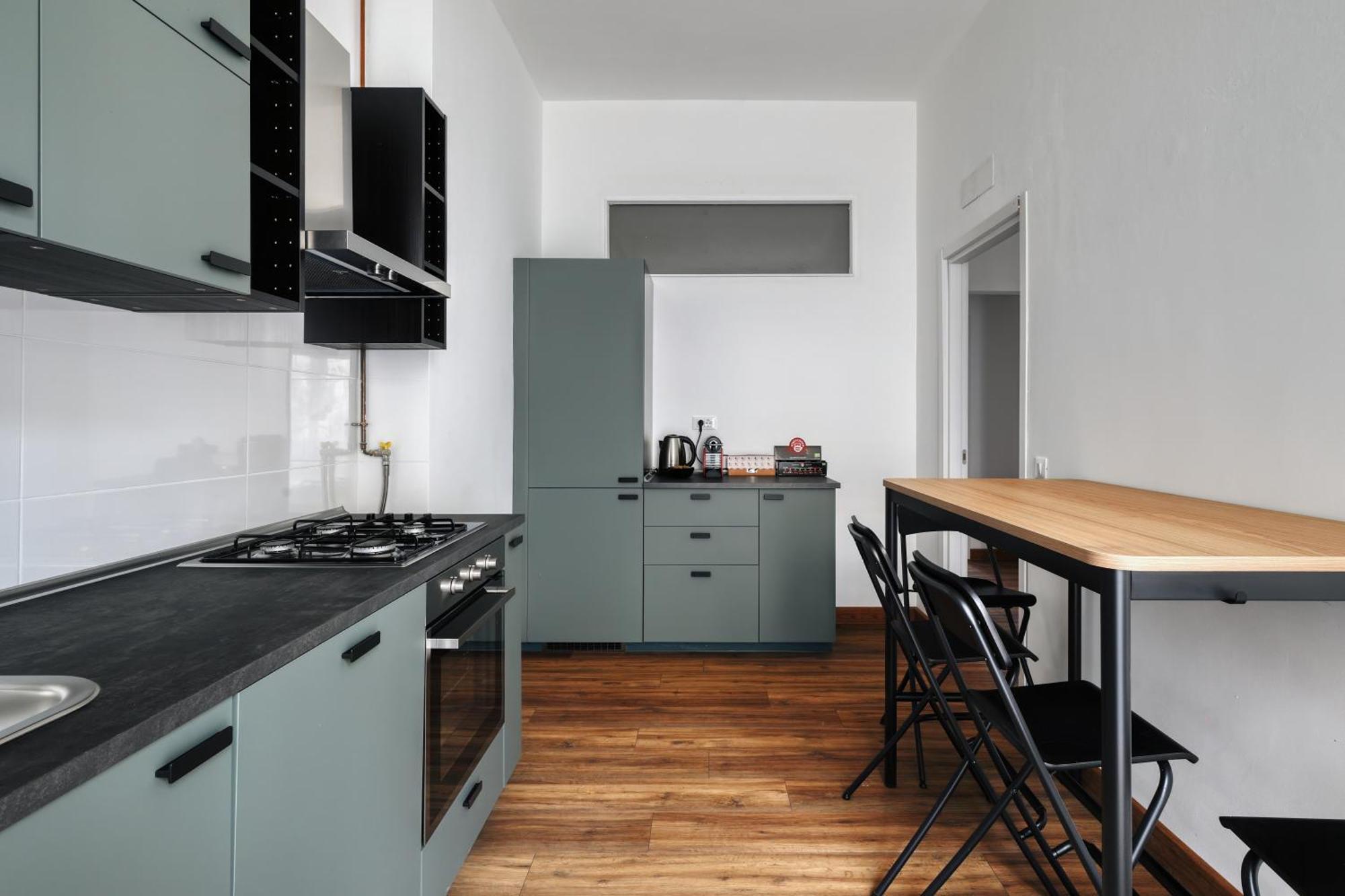 Joivy Chic 3-Bed Flat Near Colonne Di San Lorenzo Milan Exterior photo